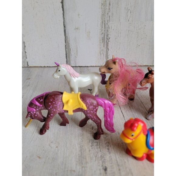 Variety unicorn horse play toy figure set doll assortment - Picture 5 of 9